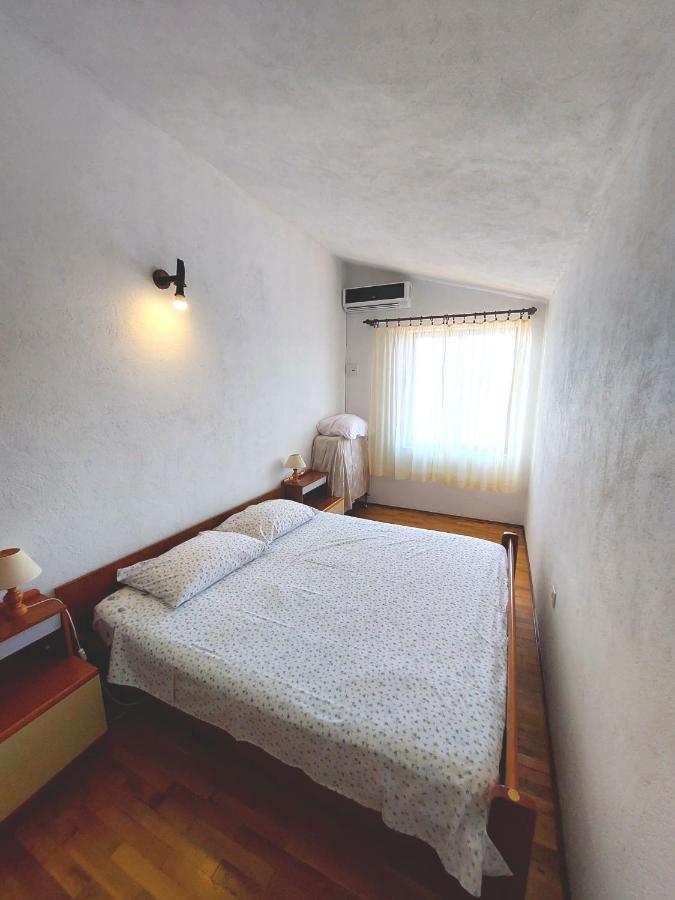 Amazing View Over The Beach Omis Exterior photo